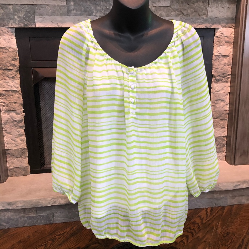 Liz Claiborne sheer blouse in size medium